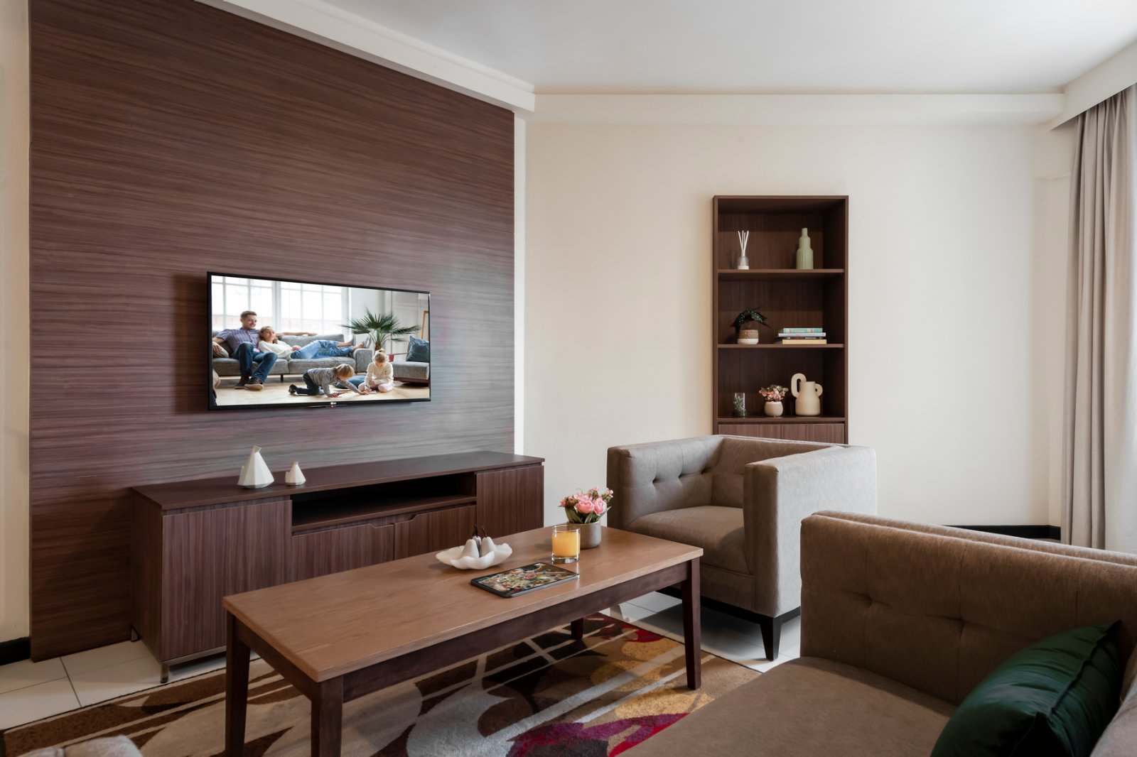 1 Bedroom Premier Twin