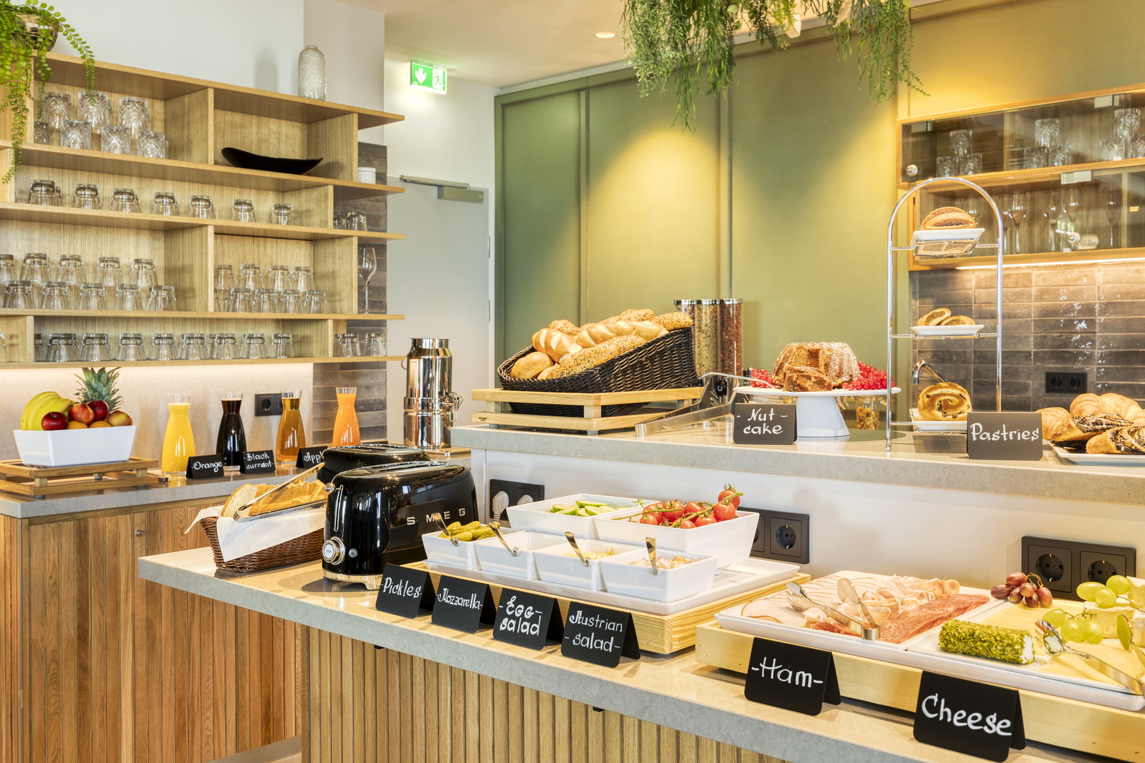 Kontinentales Frühstücksbuffet, 7 Tage die Woche serviert
