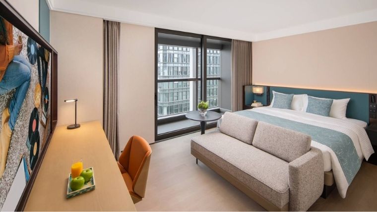 Deluxe Room King