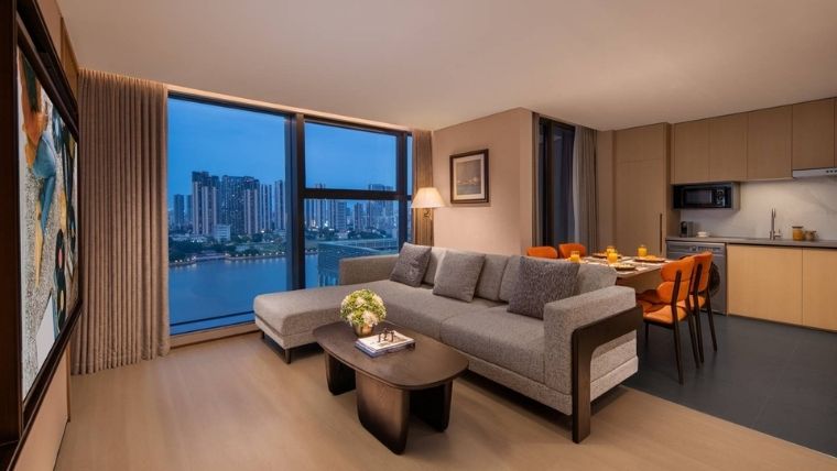 One-Bedroom Premier Suite
