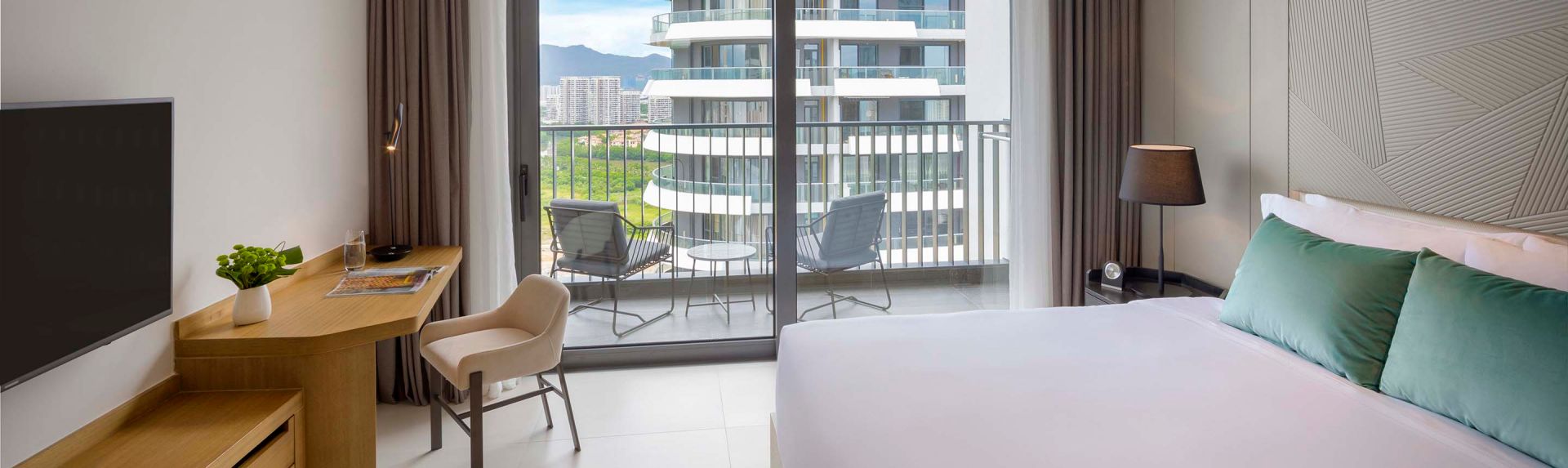 Oakwood Apartments Sanya One Bedroom Superior Garden View Apartment Banner Desktop
