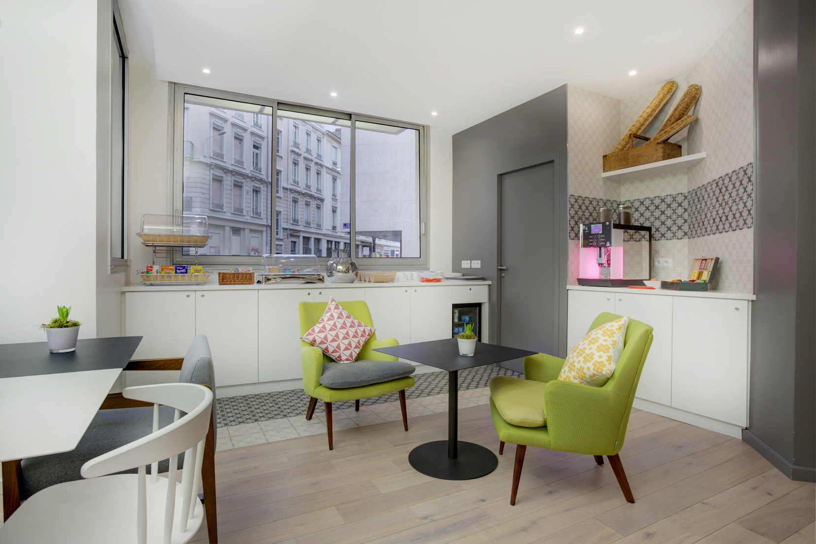 Sala de desayuno abierta los 7 días de la semana de nuestro apart hotel in Lyon 3