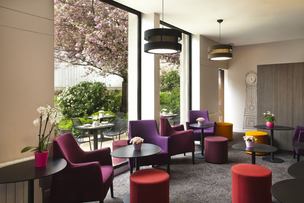 Salle de petit-déjeuner ouverte 7j/7, appart hotel Paris 13