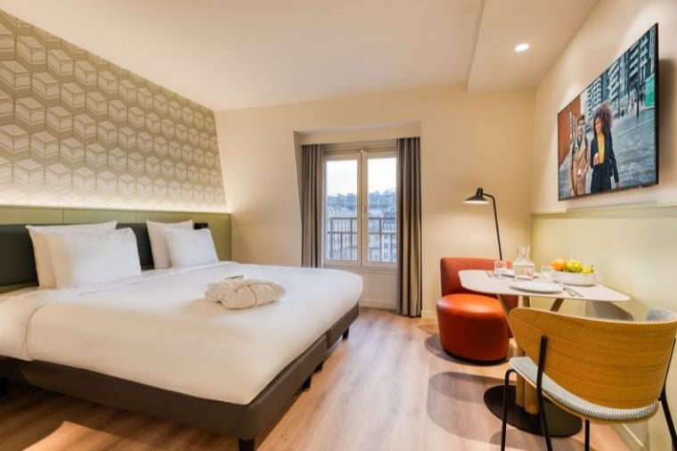 Studio Deluxe | Bedroom area | Citadines Les Halles Paris