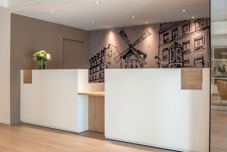 Recepción abierta las 24 horas del día de nuestro apart hotel en París 18