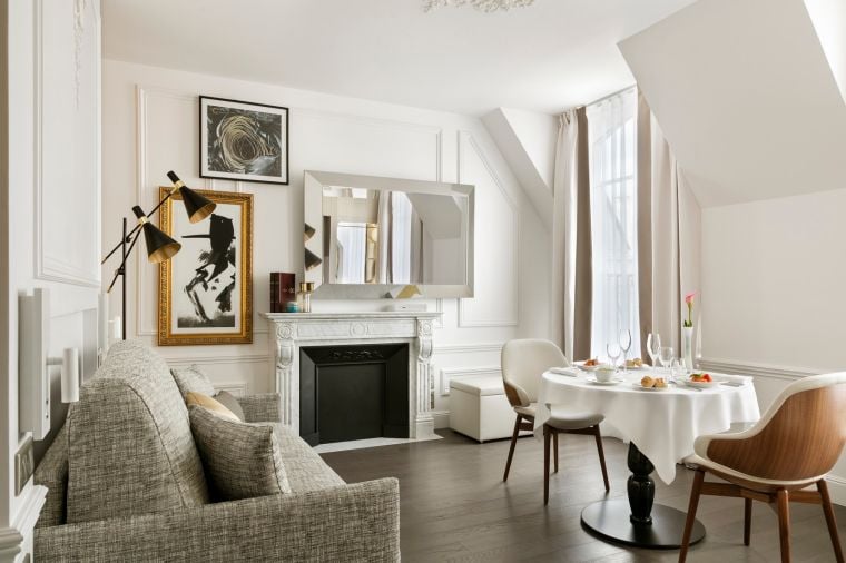 Sala de estar/comedor del Duplex Toits de Paris - Terraza, hotel de 5 estrellas en París 8