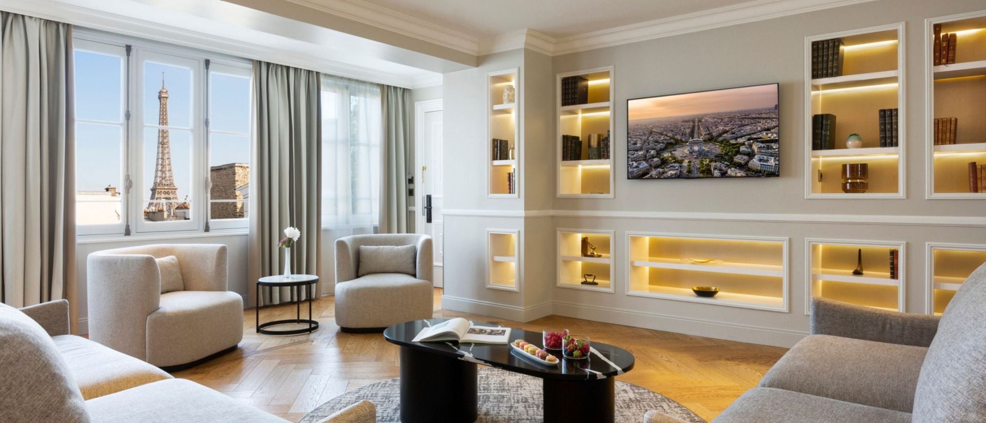 La Clef Tour Eiffel Paris by The Crest Collection Apartments