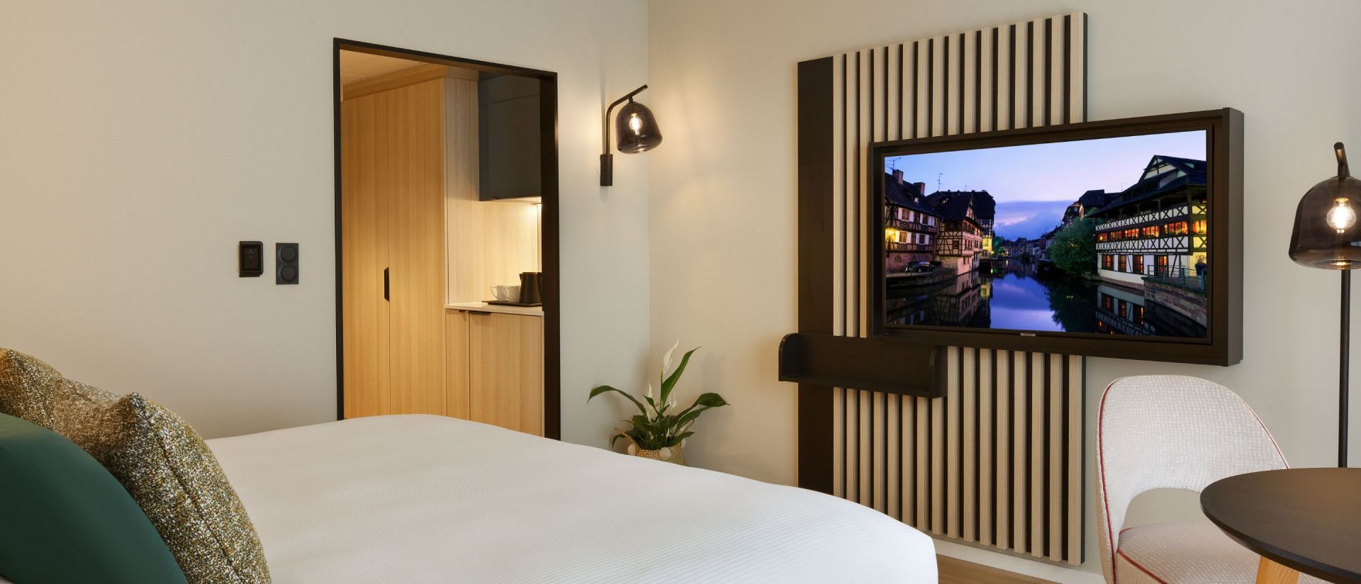 One Bedroom Panoramic at apart hotel Citadines Eurométropole Strasbourg