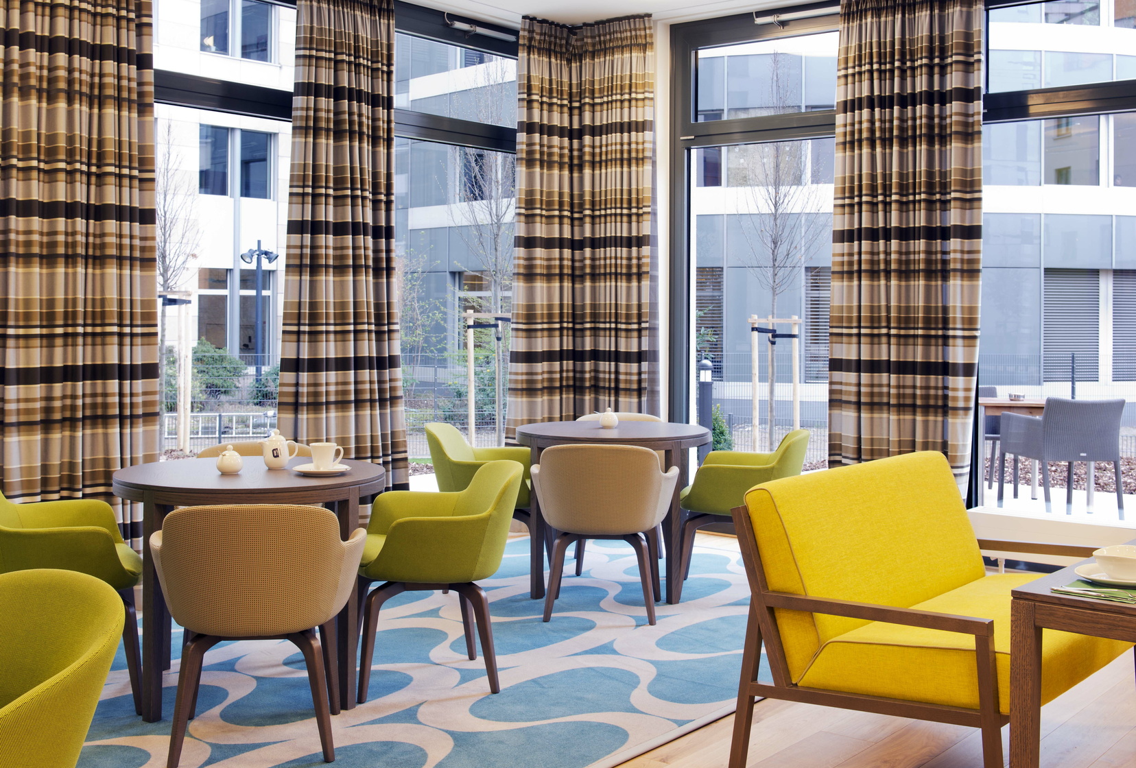 Breakfast room, apart hotel Frankfurt