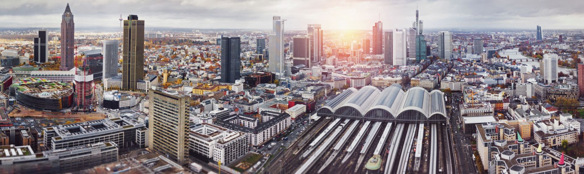 Central train station close to apart hotel Citadines City Centre Frankfurt