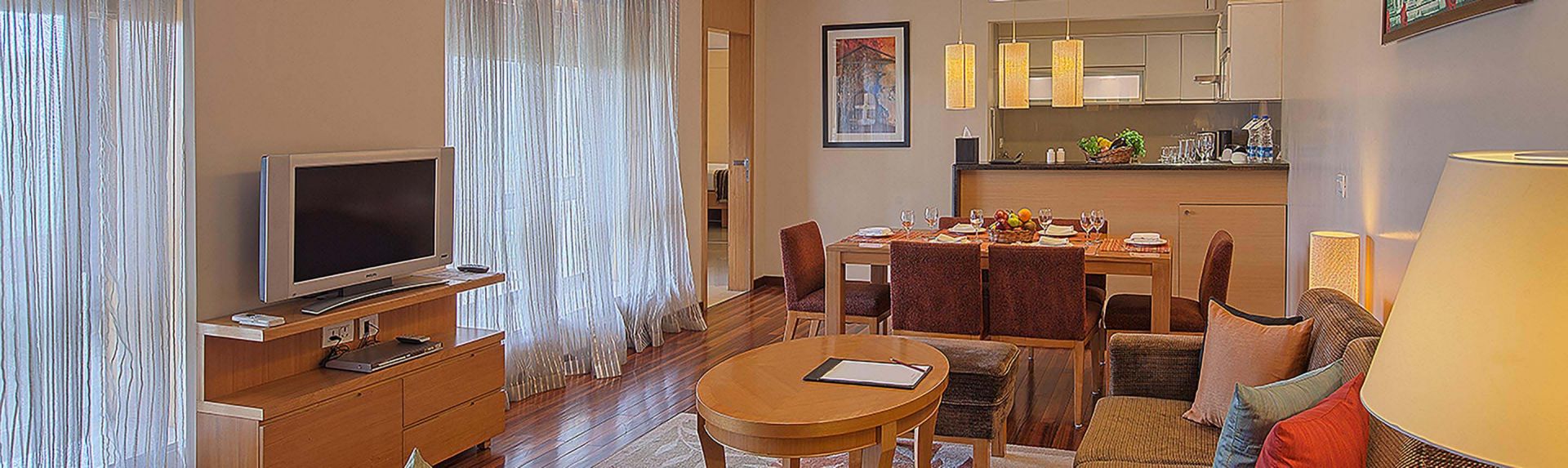 Oakwood Residence Naylor Road Pune Two Bedroom Superior Apartment Banner Desktop