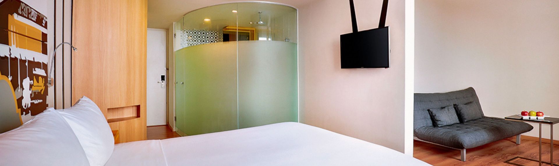 Studio Room