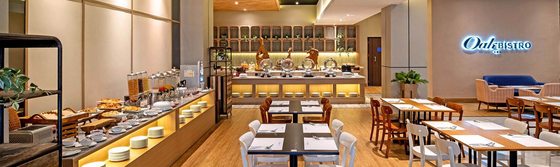 Oakwood Merdeka Bandung Dining
