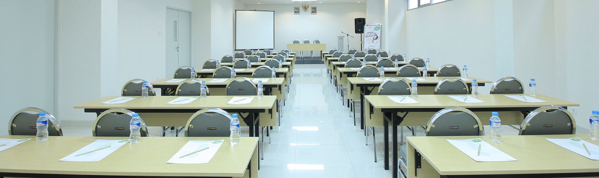 POP! Hotel Gubeng Surabaya Meetings and Events