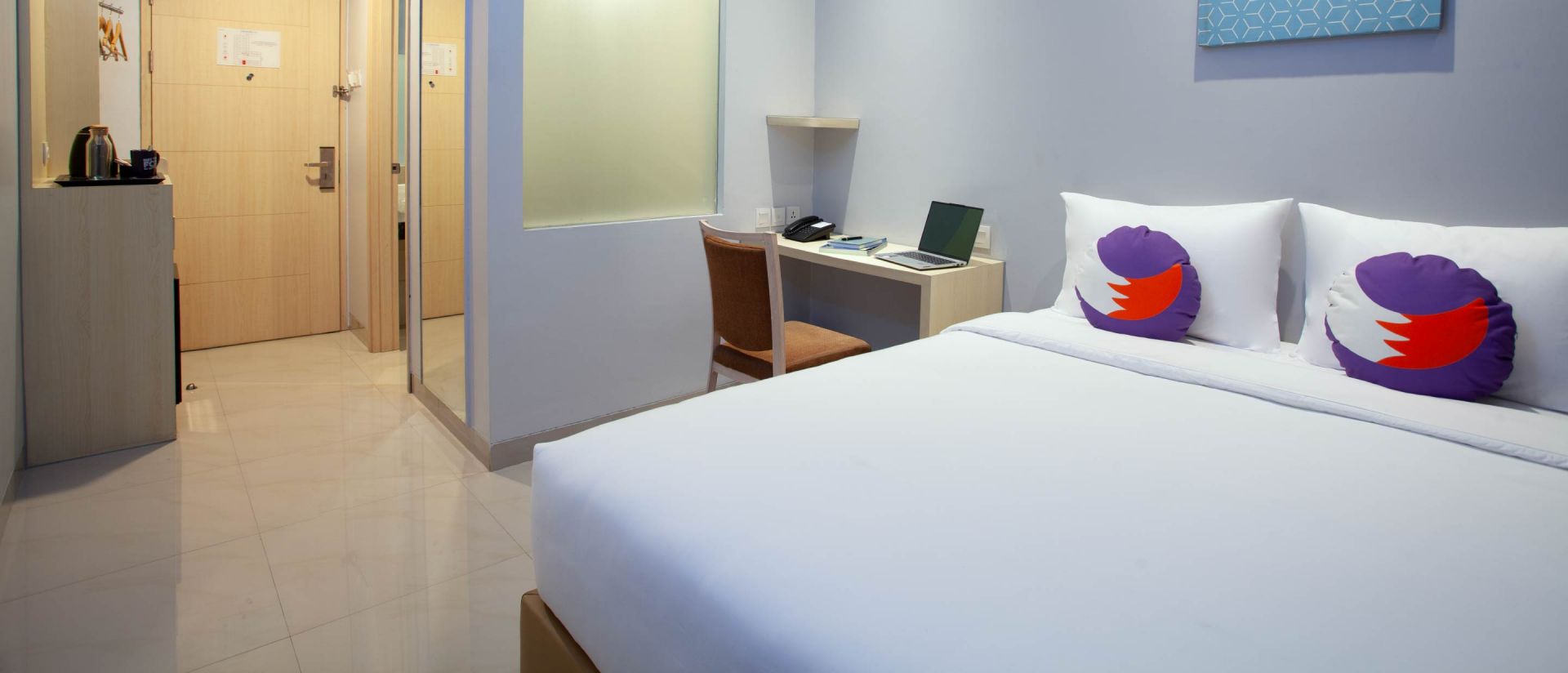 banner superior room