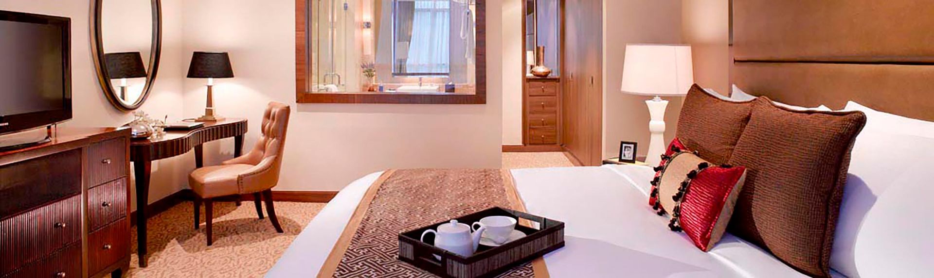 Oakwood Premier Cozmo Jakarta 2베드룸 이그제큐티브 아파트 배너 데스크톱