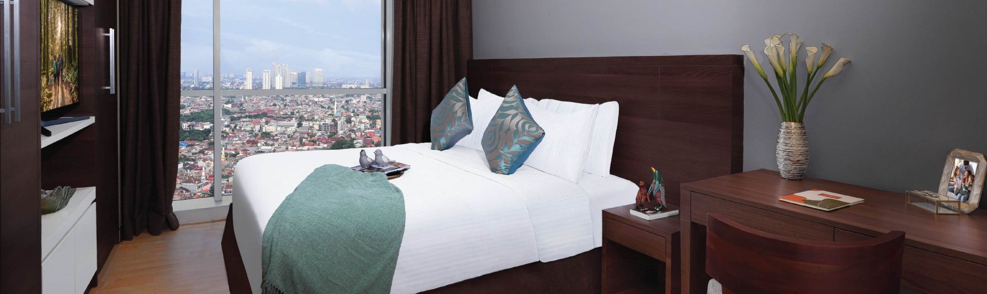 SKJ Banner Rooms
