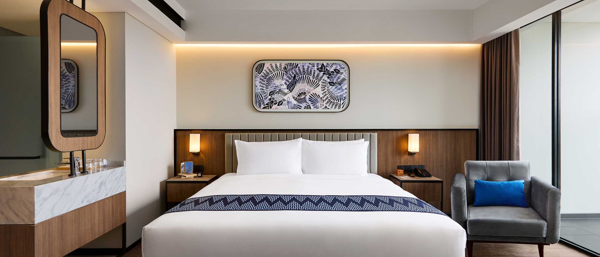 banner executive balcony oakwood yogyakarta