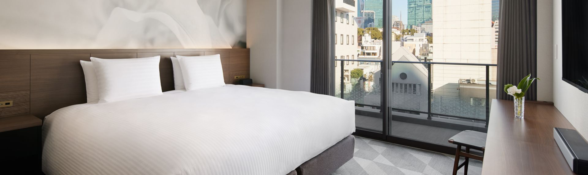 Oakwood Hotel Apartments Azabu Tokyo Apartment Banner Desktop