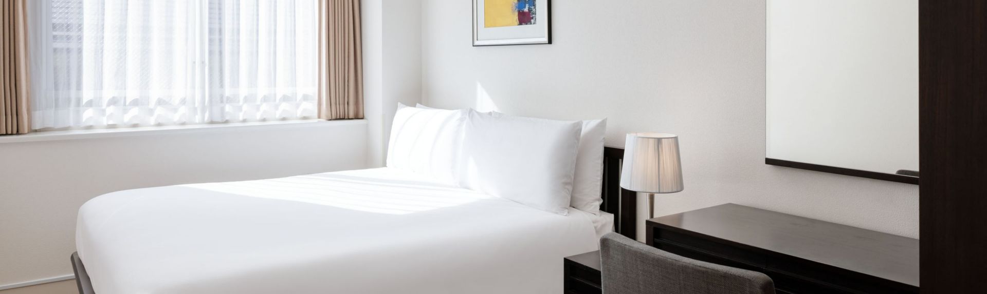 Oakwood Residence Aoyama Tokyo Two Bedroom Executive Apartment Banner Desktop