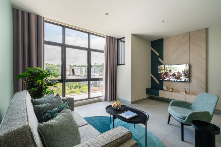 One Bedroom Premier Queen
