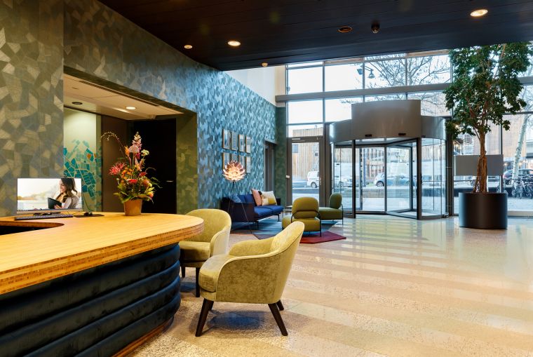 24/7 reception of our Amsterdam apart hotel Amsterdam