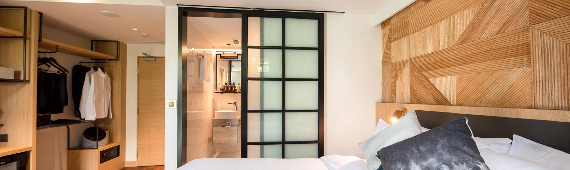 Kēsa House The Unlimited Collection By Oakwood Premier Banner Desktop