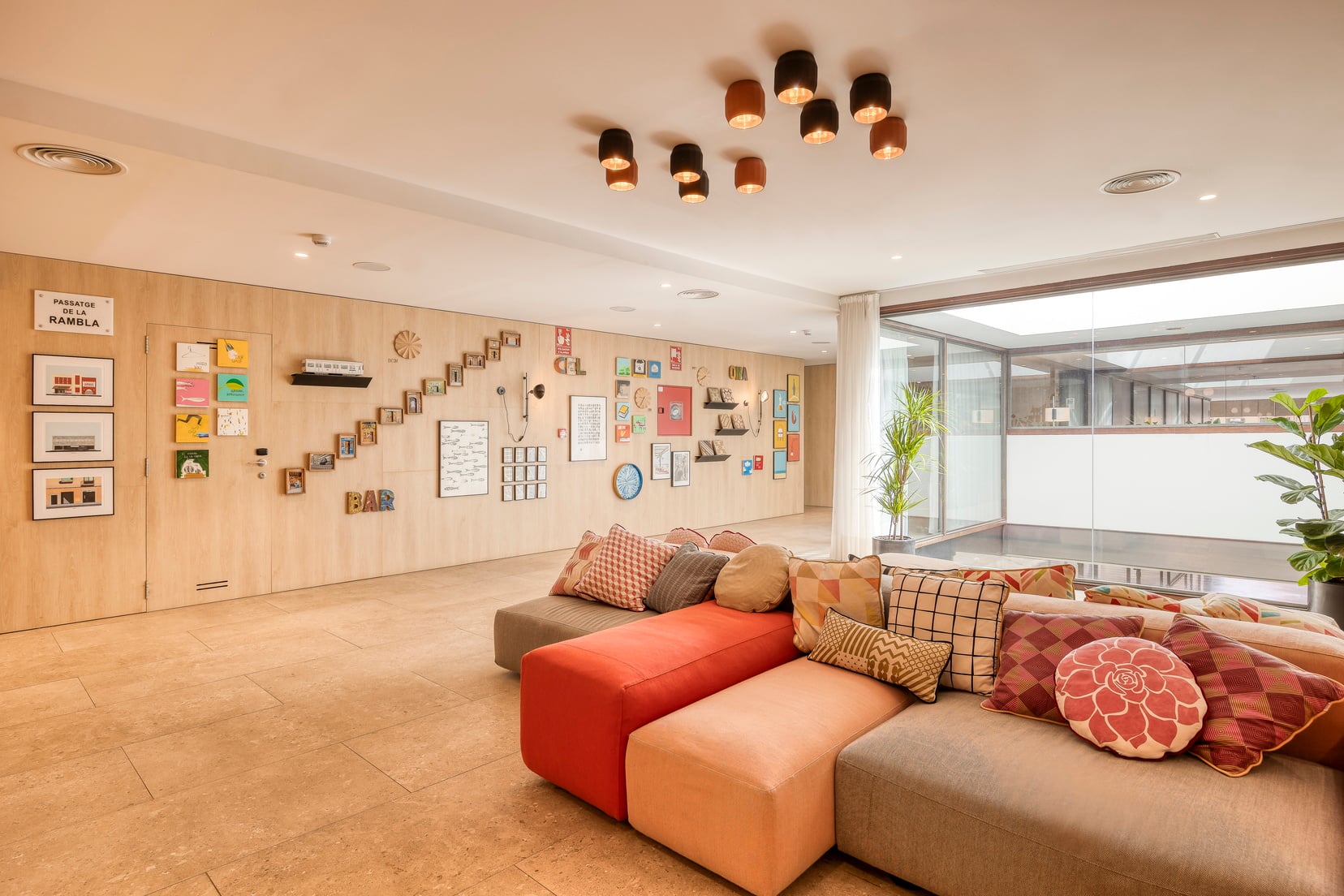 Sala de estar de nuestro apart hotel en Barcelona