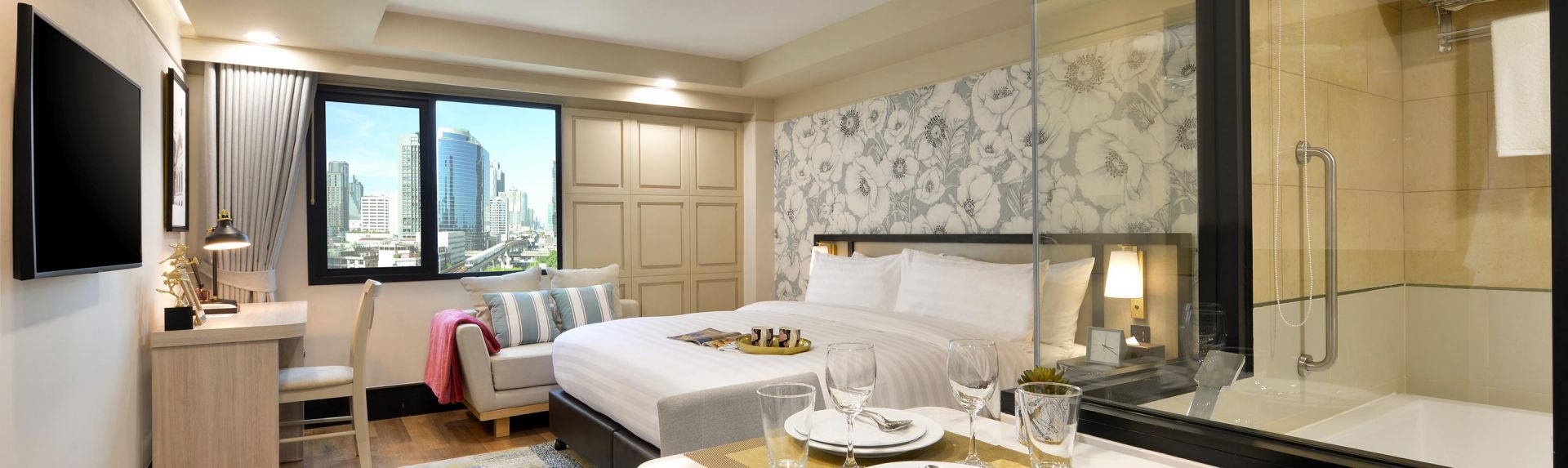 Oakwood Hotel Residence Bangkok One Bedroom Deluxe Banner Desktop