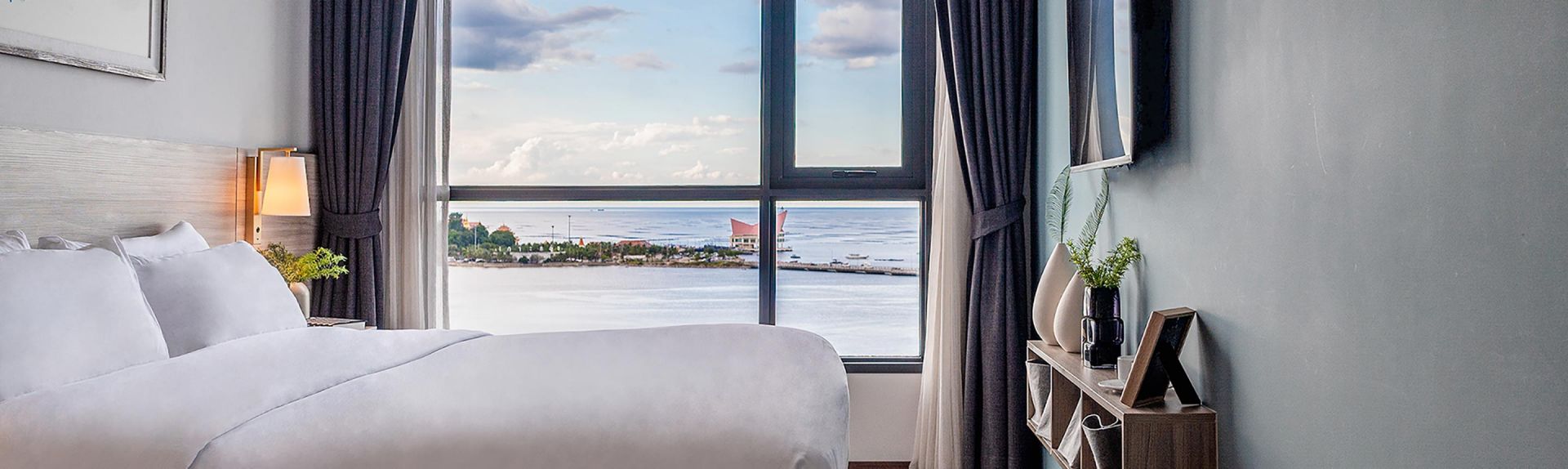 Oakwood Hotel Residence Sri Racha One Bedroom Premium Sea View Apartment Banner Desktop