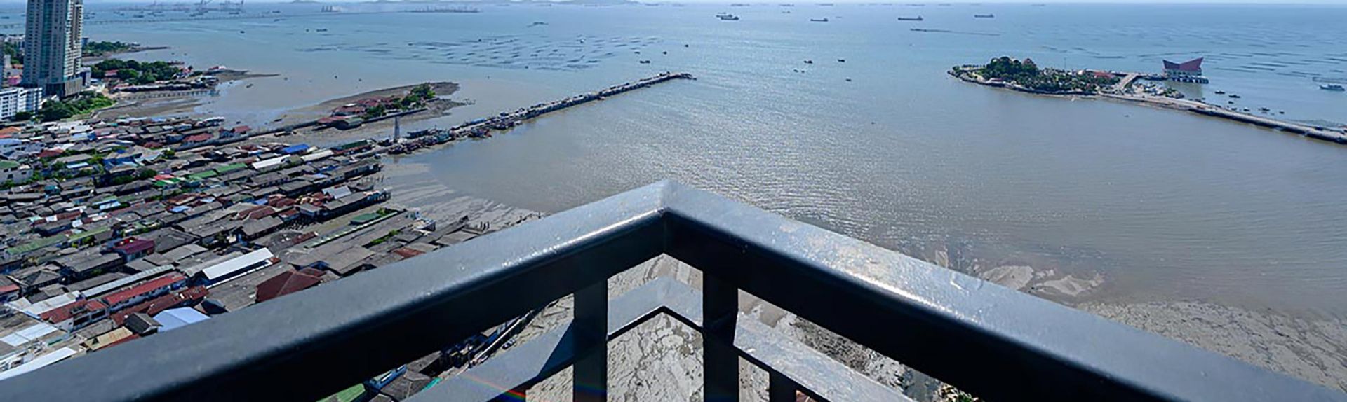 Oakwood Hotel Residence Sri Racha Two Bedroom Deluxe Apartment Banner Desktop