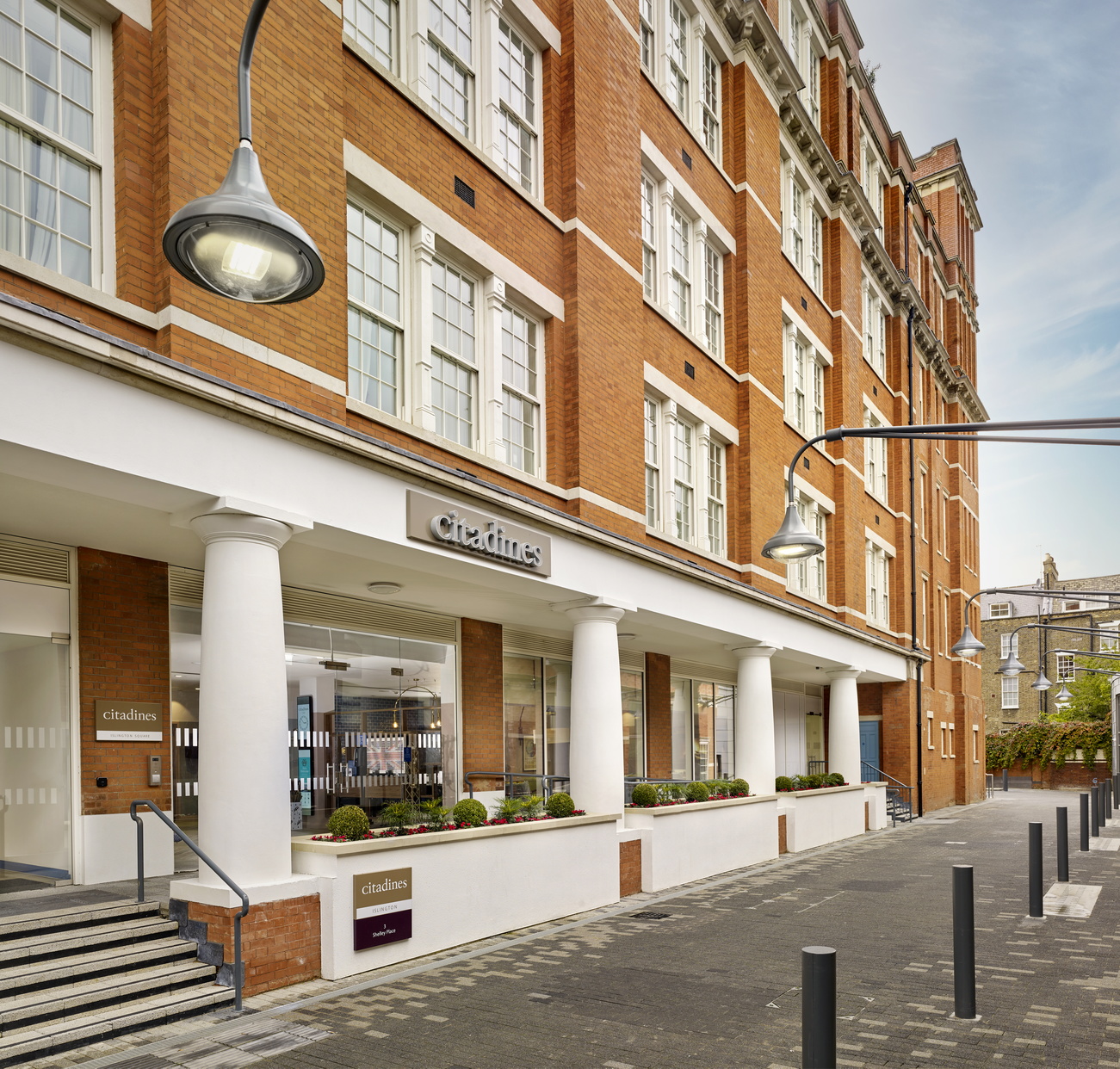 Entrada de nuestro apart hotel en Londres