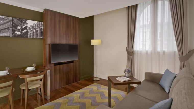 1-Bedroom Apartment