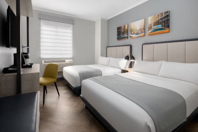 Chambre Premier avec deux lits doubles