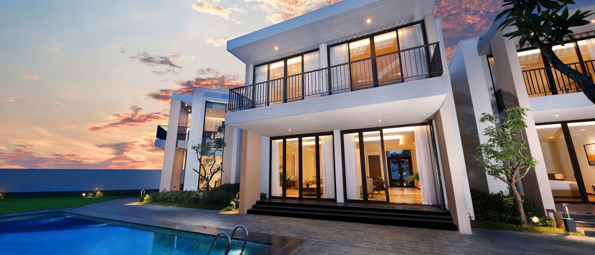 3 bedrooms oakwood junior villa