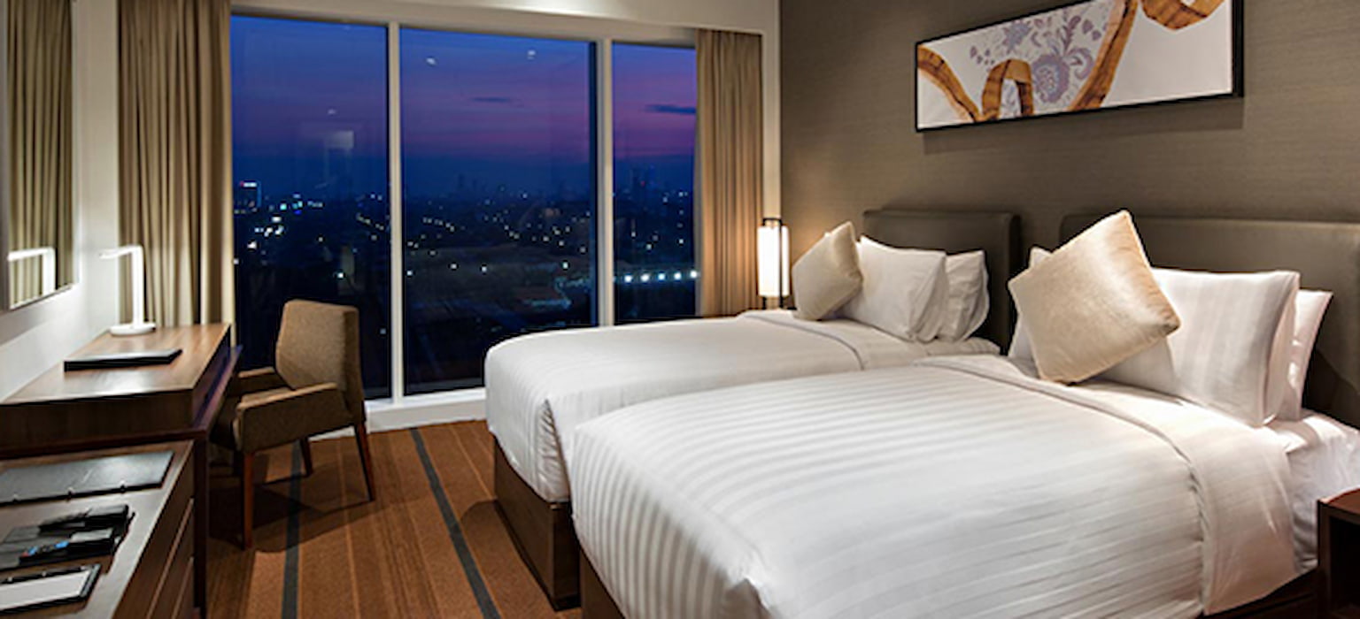oakwood hotel residence surabaya