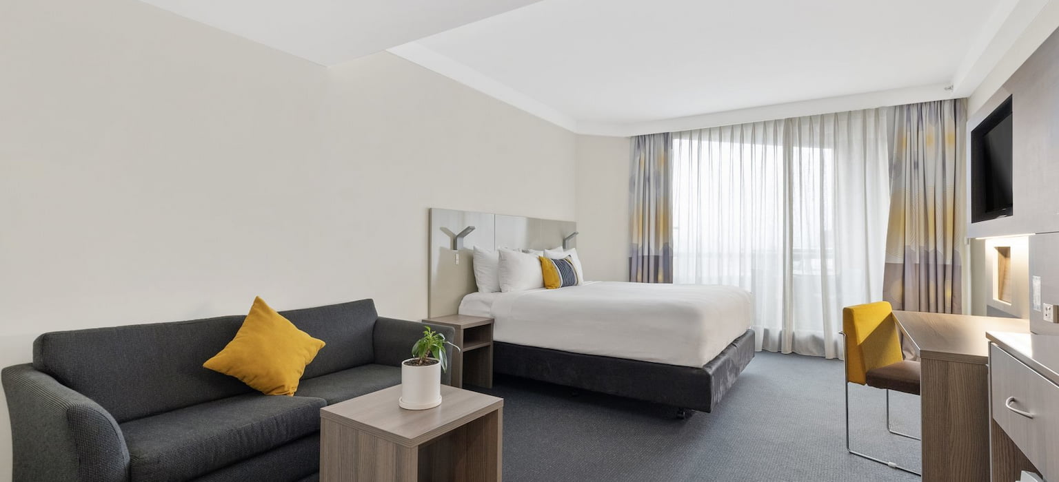 sydney central hotel bedroom