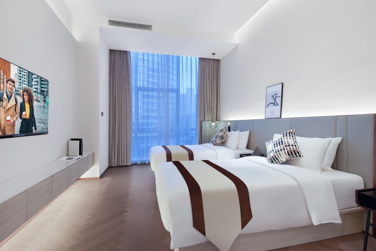 Deluxe Room Twin