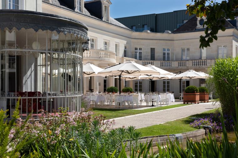 Terrasse unseres Wohnen auf Zeit in Tours