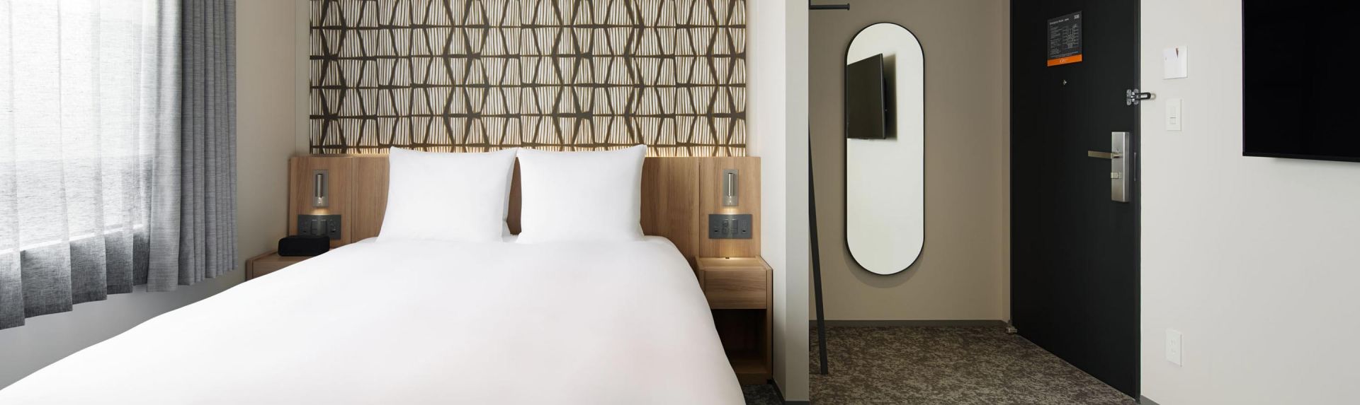 Oakwood Hotel Oike Kyoto Premier Queen Banner Desktop