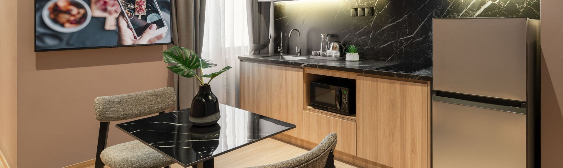Kamar Executive