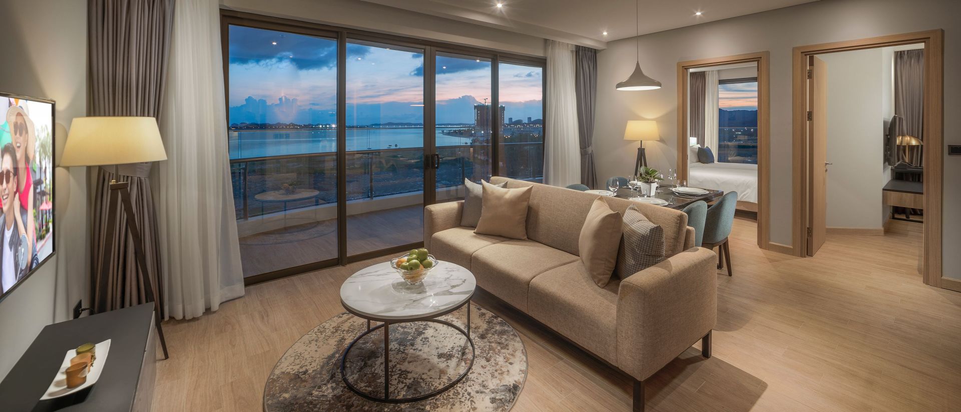 citadines-marina-halong_two-bedroom-exe-king