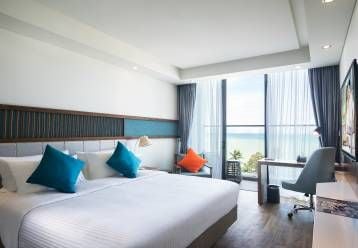 Executive King Ocean view with Balcony